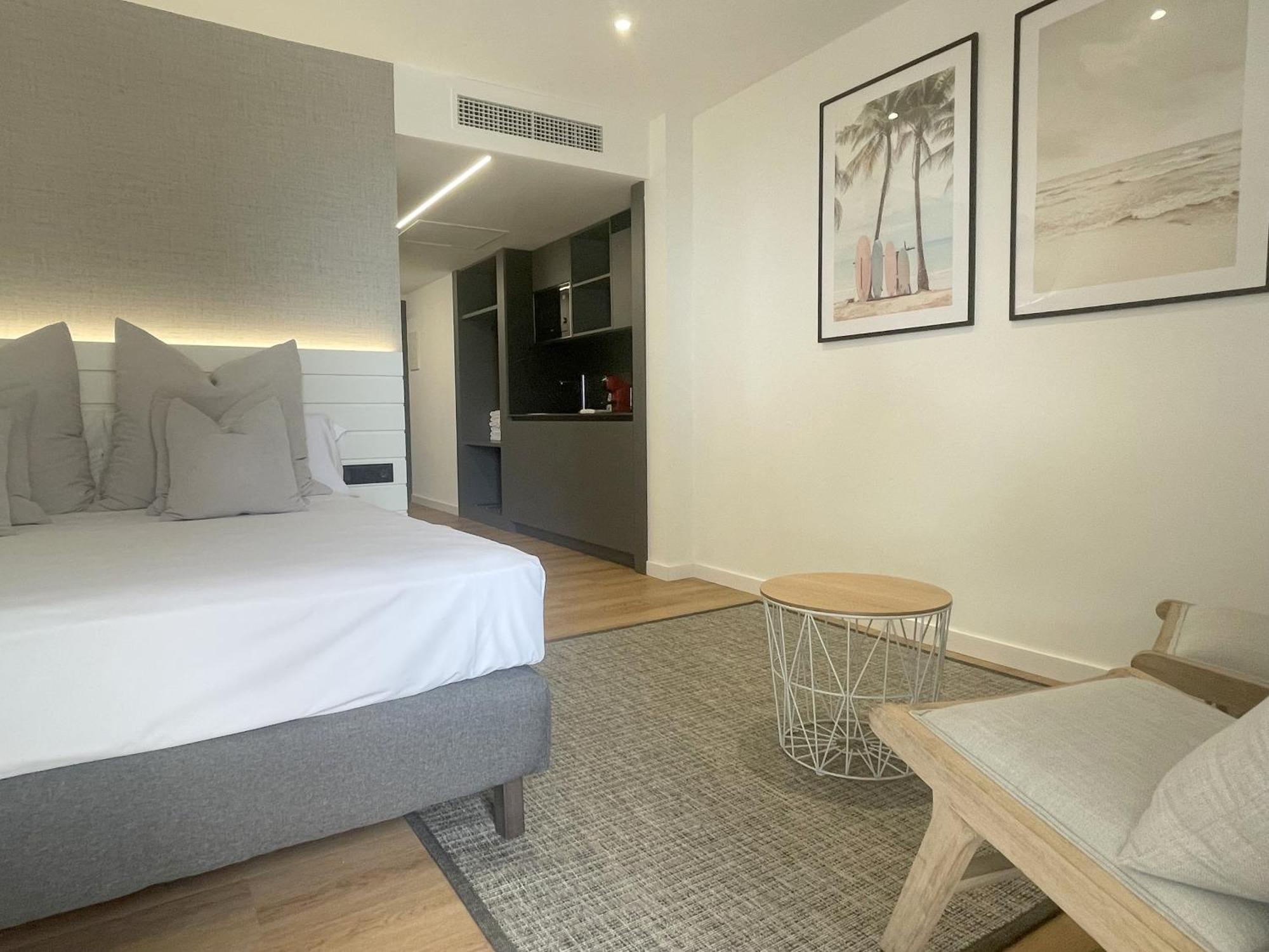 Rentalmar Suites Salou Families Only Chambre photo